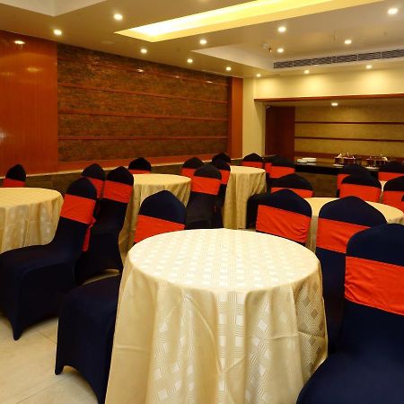 Hotel Amalfi Grand Patna  Pokoj fotografie