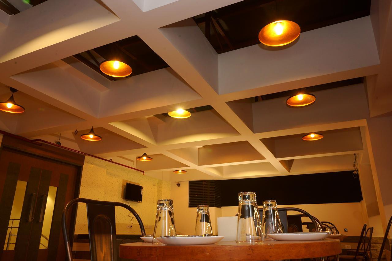 Hotel Amalfi Grand Patna  Pokoj fotografie