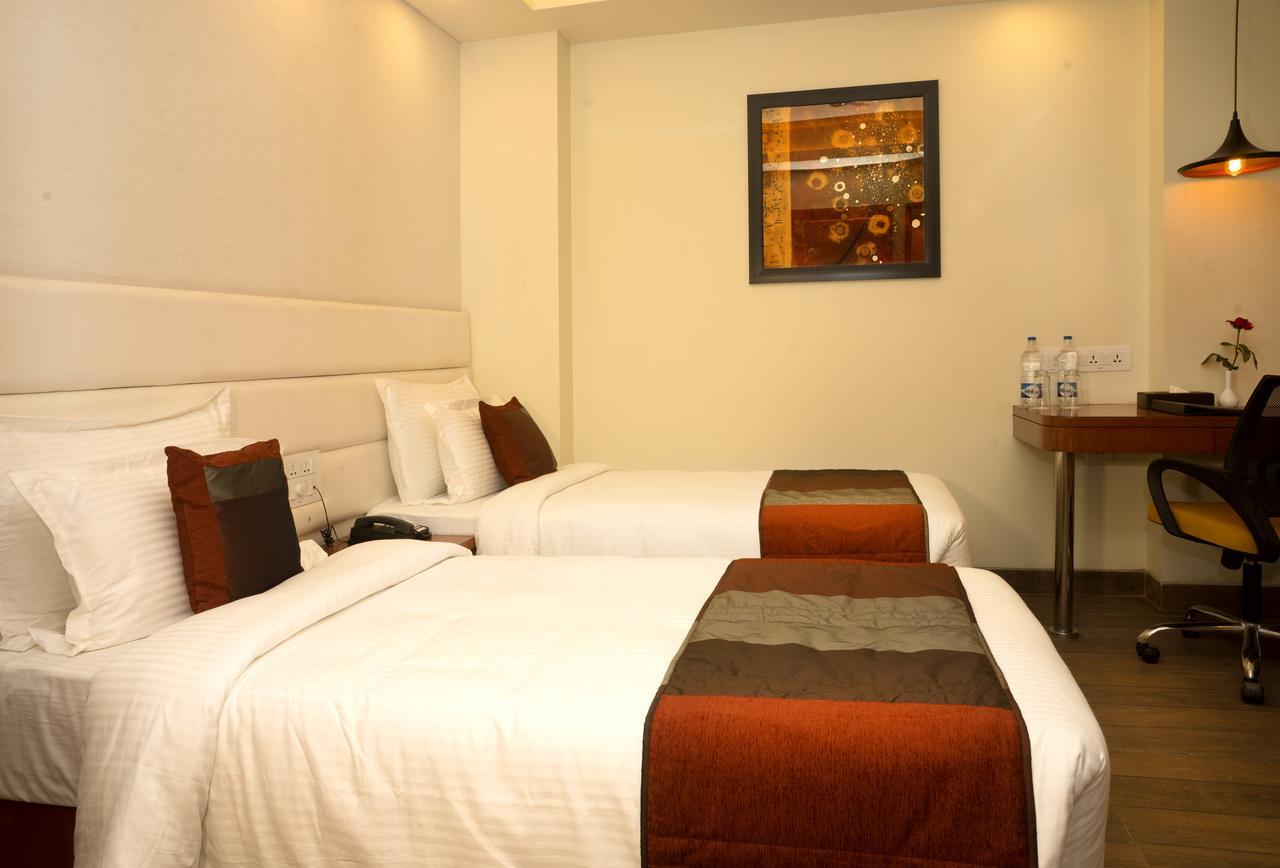 Hotel Amalfi Grand Patna  Pokoj fotografie