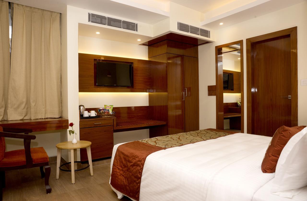 Hotel Amalfi Grand Patna  Pokoj fotografie