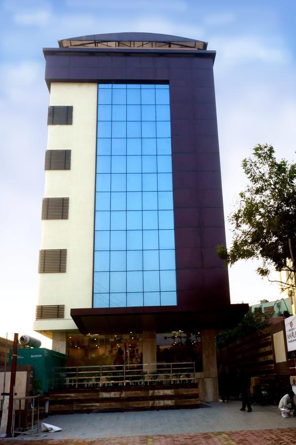 Hotel Amalfi Grand Patna  Pokoj fotografie