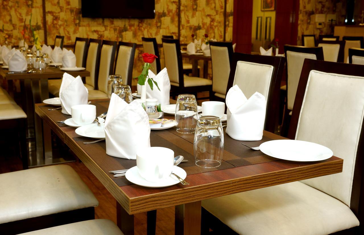 Hotel Amalfi Grand Patna  Pokoj fotografie