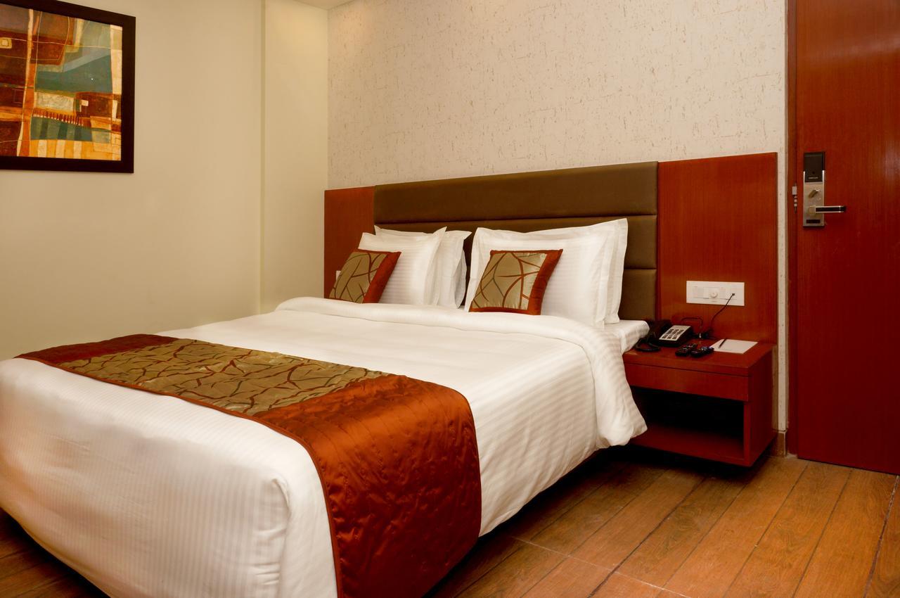 Hotel Amalfi Grand Patna  Pokoj fotografie